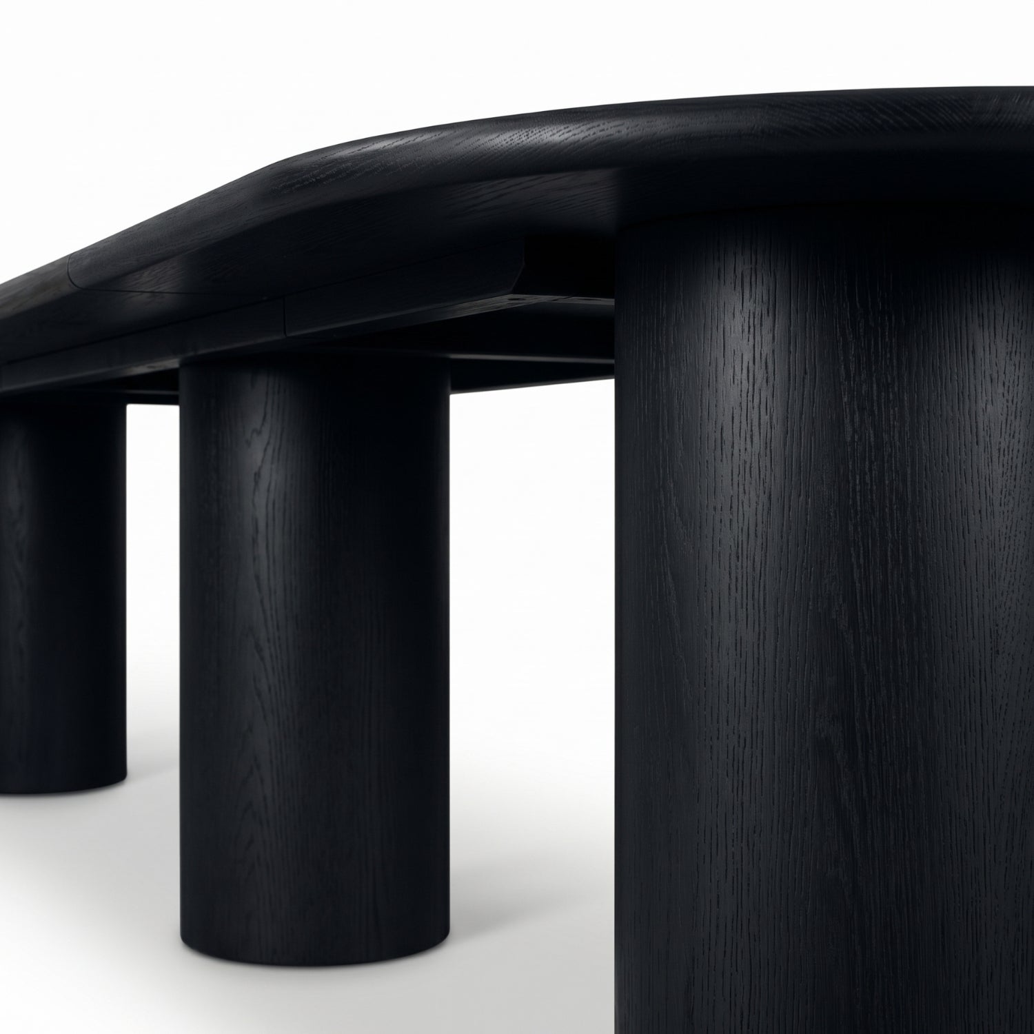 Soria Dining Table